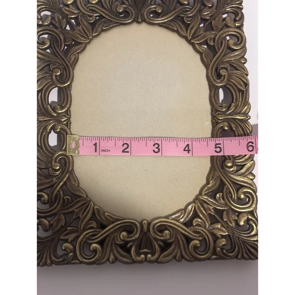 Vintage Ornate Oval Photo Frame Antique‎ Scroll